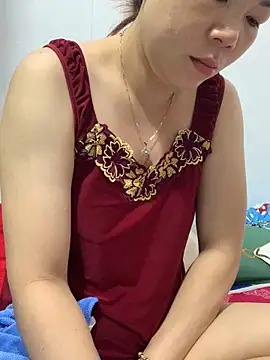 Baby-bigtits online show from October 2025 10:54:02 PM