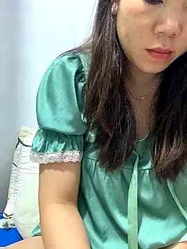 Baby-bigtits online show from November 2025 11:18:02 PM