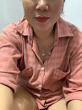 Baby-bigtits online show from December 2025 01:17:01 PM