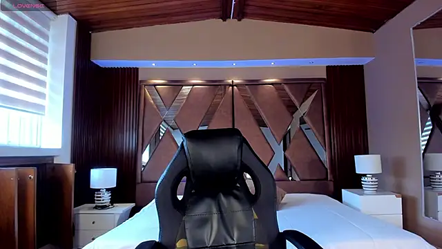 IsabellaaJoness online show from March 2025 01:29:01 PM