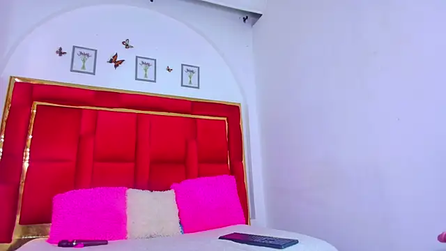 CoralHarrinson online show from October 2025 08:28:02 PM