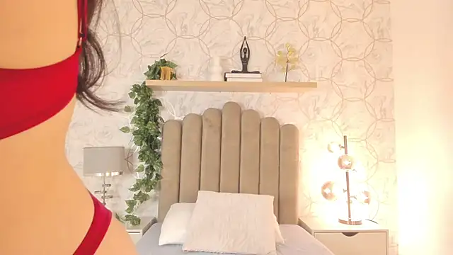 Snapshot of Roma__love chatting on February 2025 11:31:02 AM Roma  love online show from February 2025 11:31:02 AM