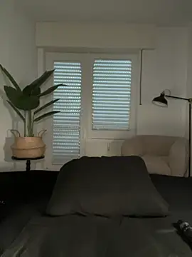 Lena Blom online show from June 2026 06:35:01 PM