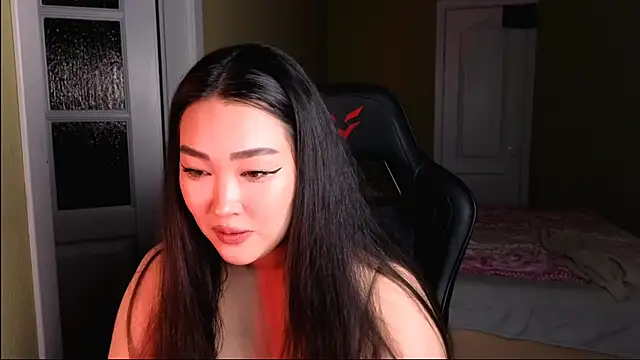 Snapshot of Erica_Wayne chatting on January 2025 05:23:02 PM Erica Wayne online show from January 2025 05:23:02 PM