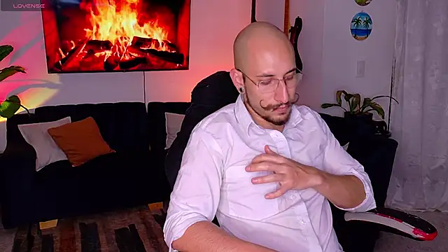 Snapshot of pandorabeker chatting on March 2026 01:12:01 AM pandorabeker online show from March 2026 01:12:01 AM