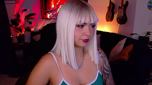 Snapshot of pandorabeker chatting on April 2026 02:01:01 AM pandorabeker online show from April 2026 02:01:01 AM