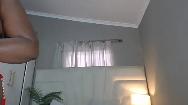 naughtyblackdolie online show from January 2026 08:08:01 AM