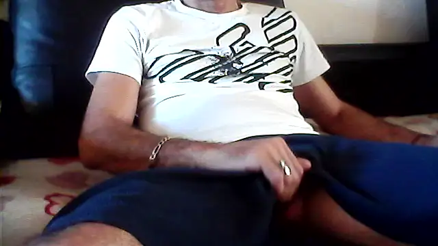 Snapshot of strash chatting on April 2026 10:39:02 AM strash online show from April 2026 10:39:02 AM