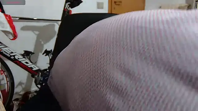 Snapshot of Volpe95a chatting on March 2025 08:43:02 PM Volpe95a online show from March 2025 08:43:02 PM