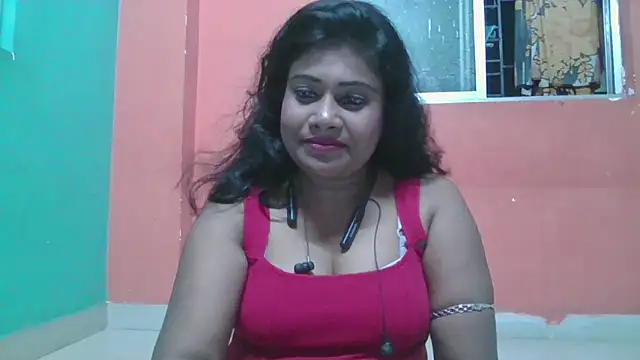 Snapshot of sexy_roma chatting on June 2026 06:33:02 PM sexy roma online show from June 2026 06:33:02 PM