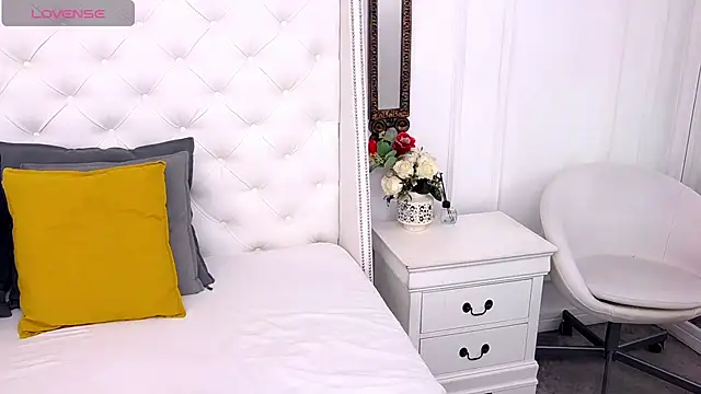 KiaraDevlynn online show from May 2026 08:10:01 AM