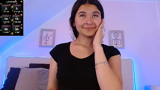 Snapshot of Tifanny_grey chatting on January 2025 08:53:02 PM Tifanny grey online show from January 2025 08:53:02 PM