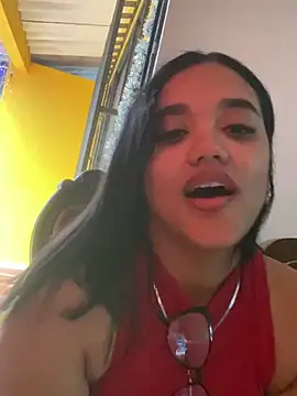 Snapshot of ElaEndez_ chatting on January 2025 12:11:01 PM ElaEndez  online show from January 2025 12:11:01 PM