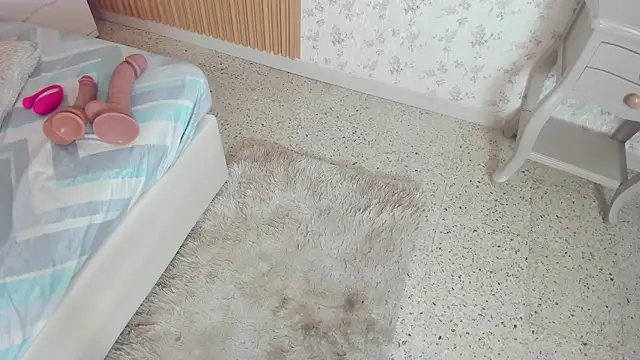 Snapshot of ElaEndez_ chatting on February 2025 11:50:01 AM ElaEndez  online show from February 2025 11:50:01 AM