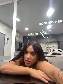 Snapshot of ElaEndez_ chatting on March 2025 09:08:02 PM ElaEndez  online show from March 2025 09:08:02 PM