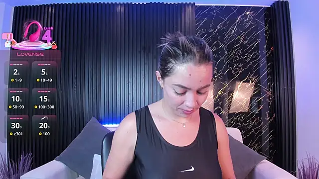 Alessia Taylorr online show from October 2025 11:39:01 AM