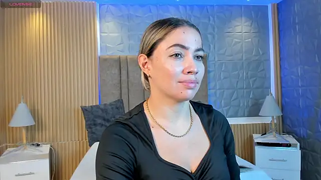 Alessia Taylorr online show from October 2025 03:09:01 PM