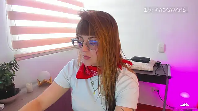 Snapshot of tekila__ chatting on April 2026 09:45:02 PM tekila online show from April 2026 09:45:02 PM