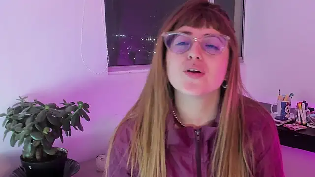 Snapshot of tekila__ chatting on April 2026 12:28:01 AM tekila online show from April 2026 12:28:01 AM