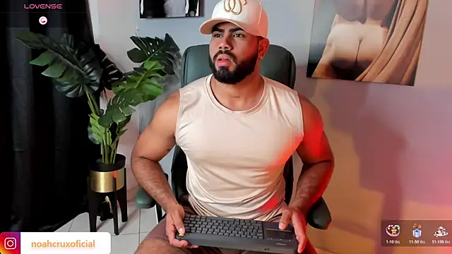 noah crux online show from December 2025 08:50:02 PM