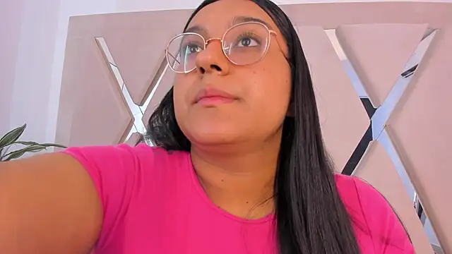 ellamontoya online show from February 2026 12:06:02 PM