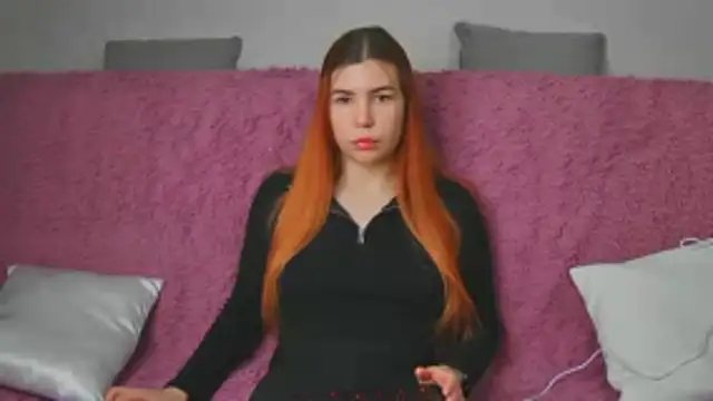 ElllaNuar online show from March 2026 01:44:01 AM