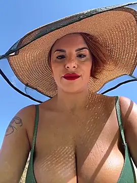 Snapshot of Selvaggia_official83 chatting on February 2026 11:53:01 AM Selvaggia official83 online show from February 2026 11:53:01 AM