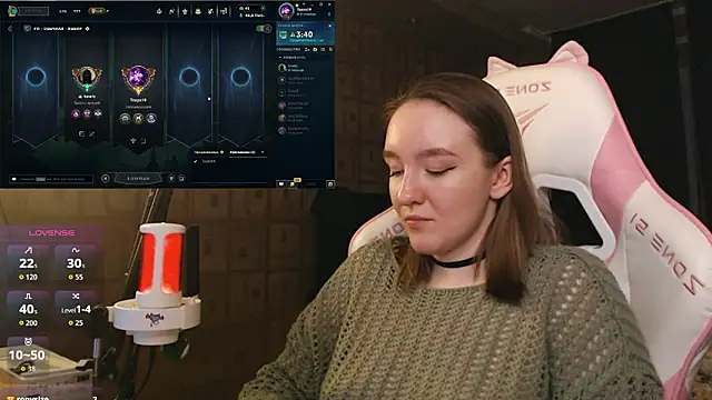 Snapshot of MoonlishSiren chatting on February 2026 09:08:01 PM MoonlishSiren online show from February 2026 09:08:01 PM