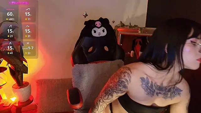 ValenGray online show from February 2025 03:38:01 PM