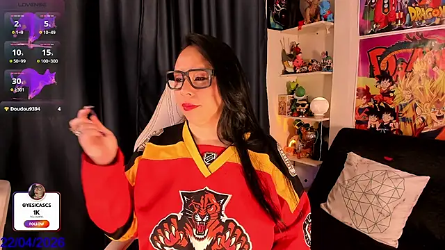 Snapshot of Yeye_scs chatting on April 2026 12:23:01 AM Yeye scs online show from April 2026 12:23:01 AM