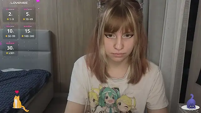 HermioneHHH online show from November 2025 06:20:01 PM