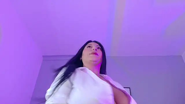 KendalMilleer online show from October 2025 10:24:01 AM