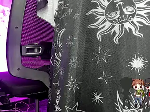 Charlotte Joestar online show from November 2025 04:00:01 AM