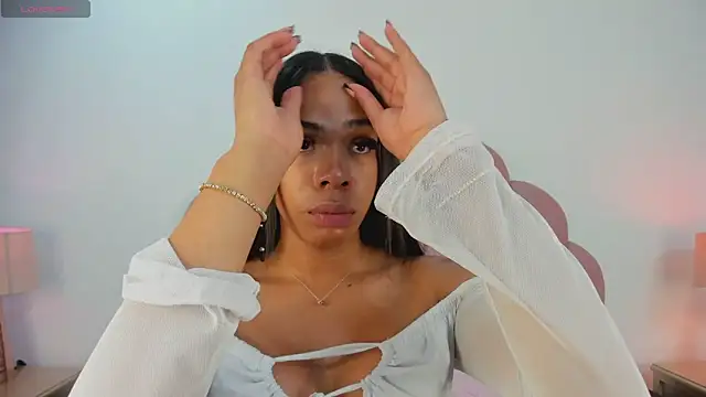 Nicole Paradise online show from January 2025 01:05:01 PM