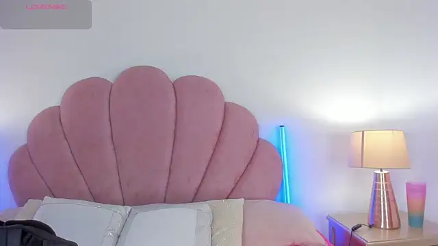 Snapshot of Nicole_Paradise chatting on March 2026 12:55:01 PM Nicole Paradise online show from March 2026 12:55:01 PM