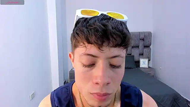 Snapshot of MarcusCollinss_ chatting on December 2024 03:21:01 PM MarcusCollinss online show from December 2024 03:21:01 PM