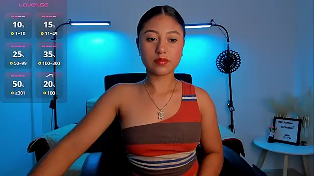 Snapshot of cloy_baby__ chatting on December 2024 10:53:02 AM cloy baby   online show from December 2024 10:53:02 AM
