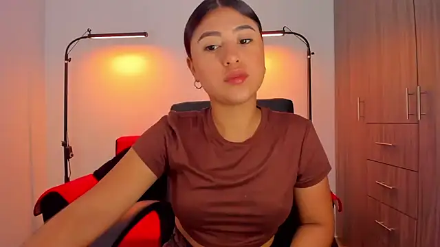 Snapshot of cloy_baby__ chatting on October 2025 10:25:01 AM cloy baby   online show from October 2025 10:25:01 AM