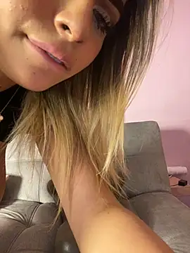 MiaWhitePink  online show from February 2025 11:12:02 AM