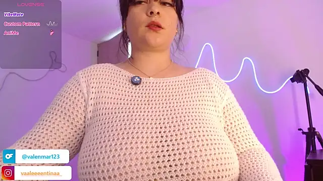Layna cold online show from July 2026 03:47:02 PM
