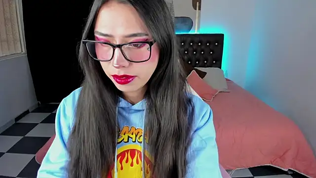 paula kawaiifu  online show from February 2025 02:00:02 PM