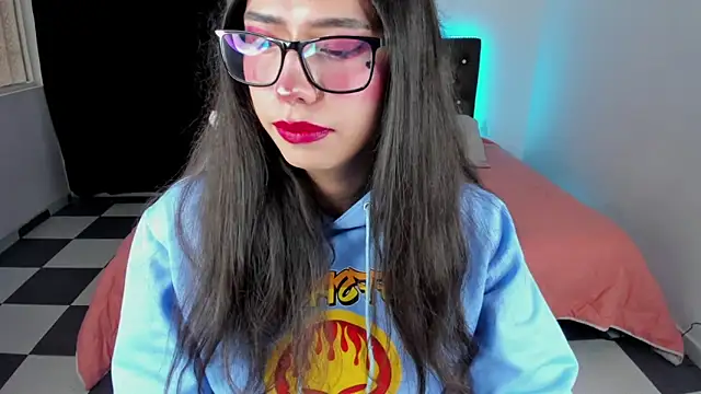 paula kawaiifu  online show from February 2025 05:04:01 PM