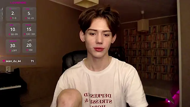 Snapshot of Ohnosashaa chatting on December 2025 10:21:02 AM Ohnosashaa online show from December 2025 10:21:02 AM