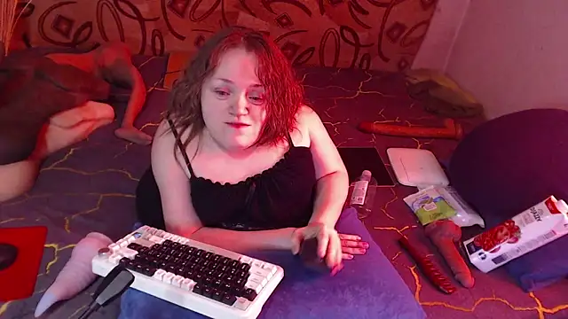 Snapshot of MiniNatalie chatting on March 2025 05:44:01 AM MiniNatalie online show from March 2025 05:44:01 AM