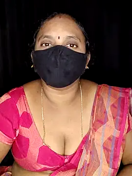 Snapshot of vintage-vibs chatting on November 2025 05:29:02 AM vintage-vibs online show from November 2025 05:29:02 AM