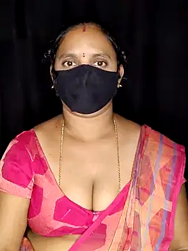 Snapshot of vintage-vibs chatting on November 2025 08:08:02 PM vintage-vibs online show from November 2025 08:08:02 PM