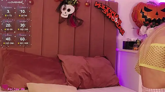 PinkySparks online show from October 2025 07:37:02 PM