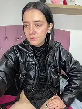 Isabella 21x online show from March 2025 03:37:01 PM