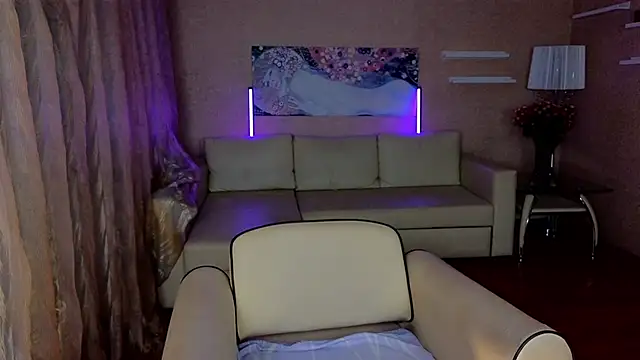 Snapshot of mechloe chatting on February 2025 04:25:02 PM mechloe online show from February 2025 04:25:02 PM