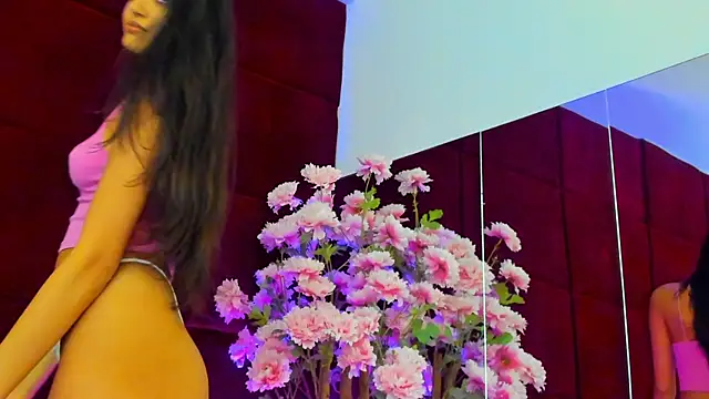 Snapshot of Alexxa chatting on October 2025 07:07:02 PM Alexxa online show from October 2025 07:07:02 PM